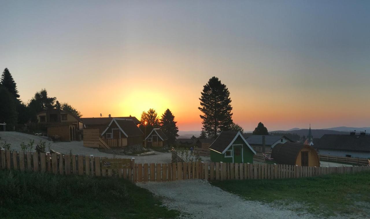 Hotel Glamping Park Mönichkirchen Esterno foto